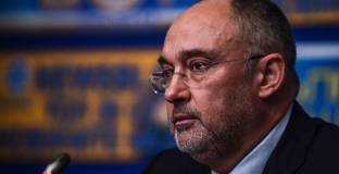 Човек на Бербатов: Циркът продължава!